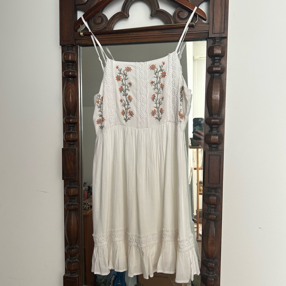 Patrons of Peace White Floral Embroidered Dress